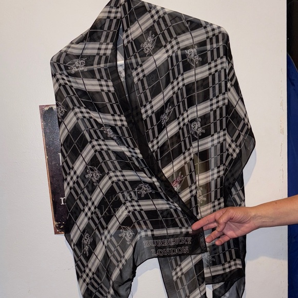 Burberry London Monochrome Checkered Scarf - Picture 1 of 3